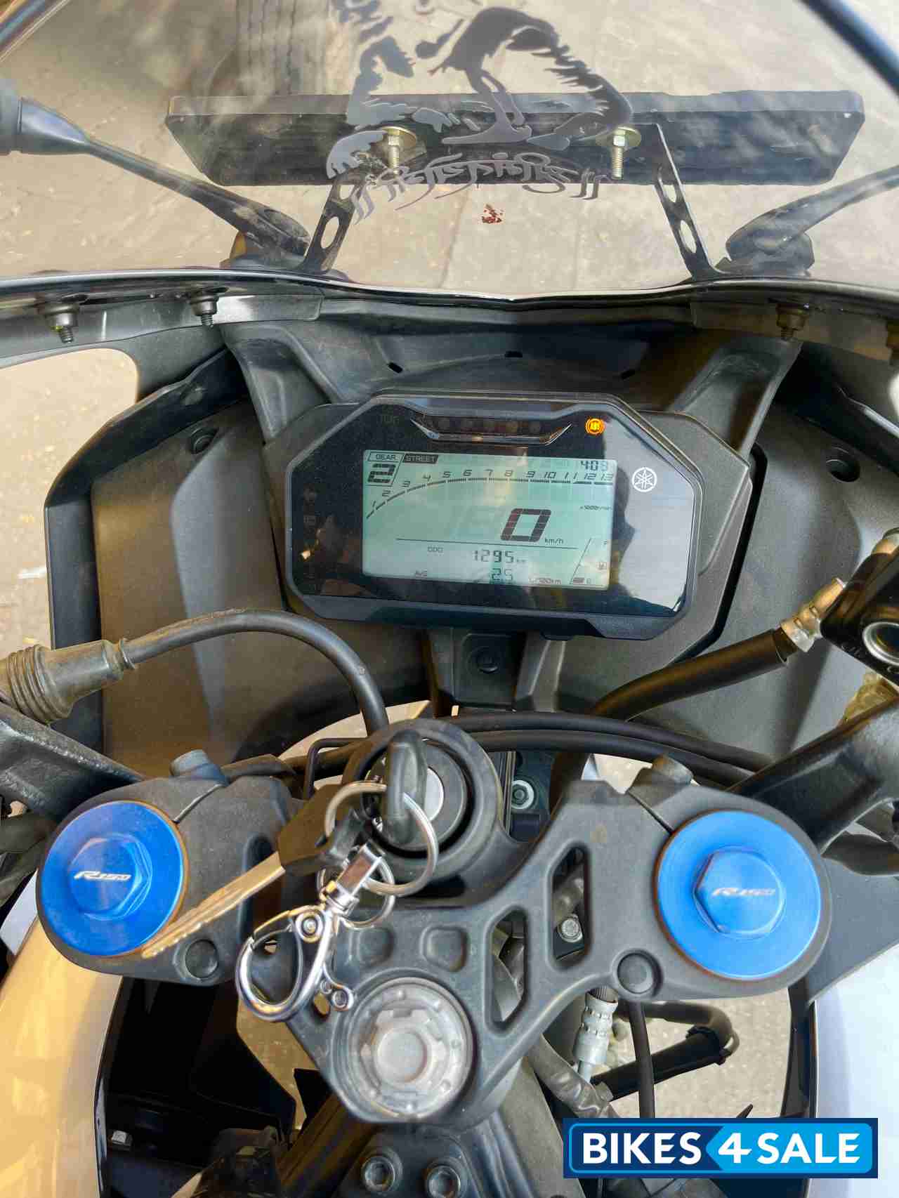 Silver Grey Yamaha R15M