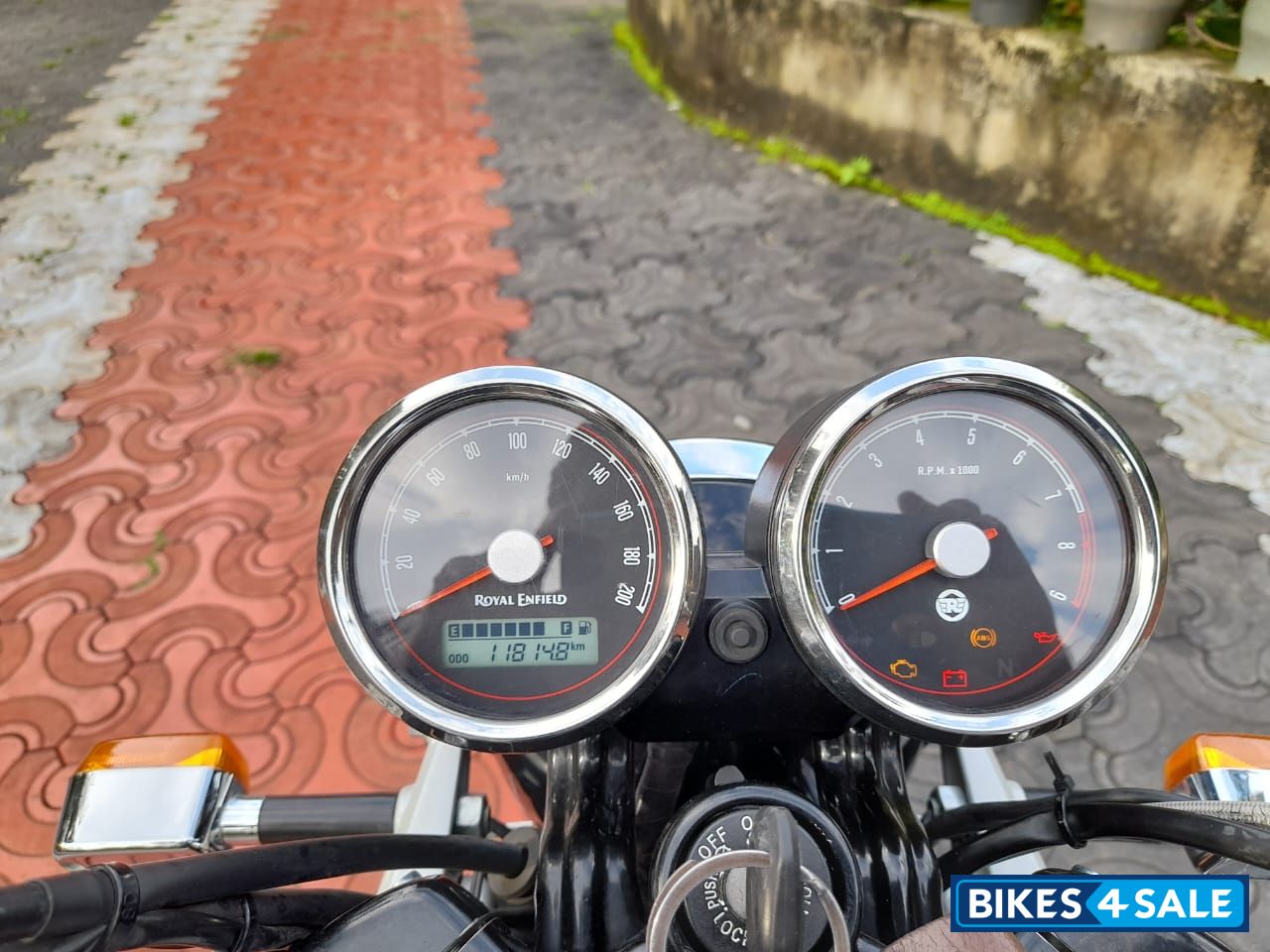 Rav Red & Black Royal Enfield Interceptor 650 Twin