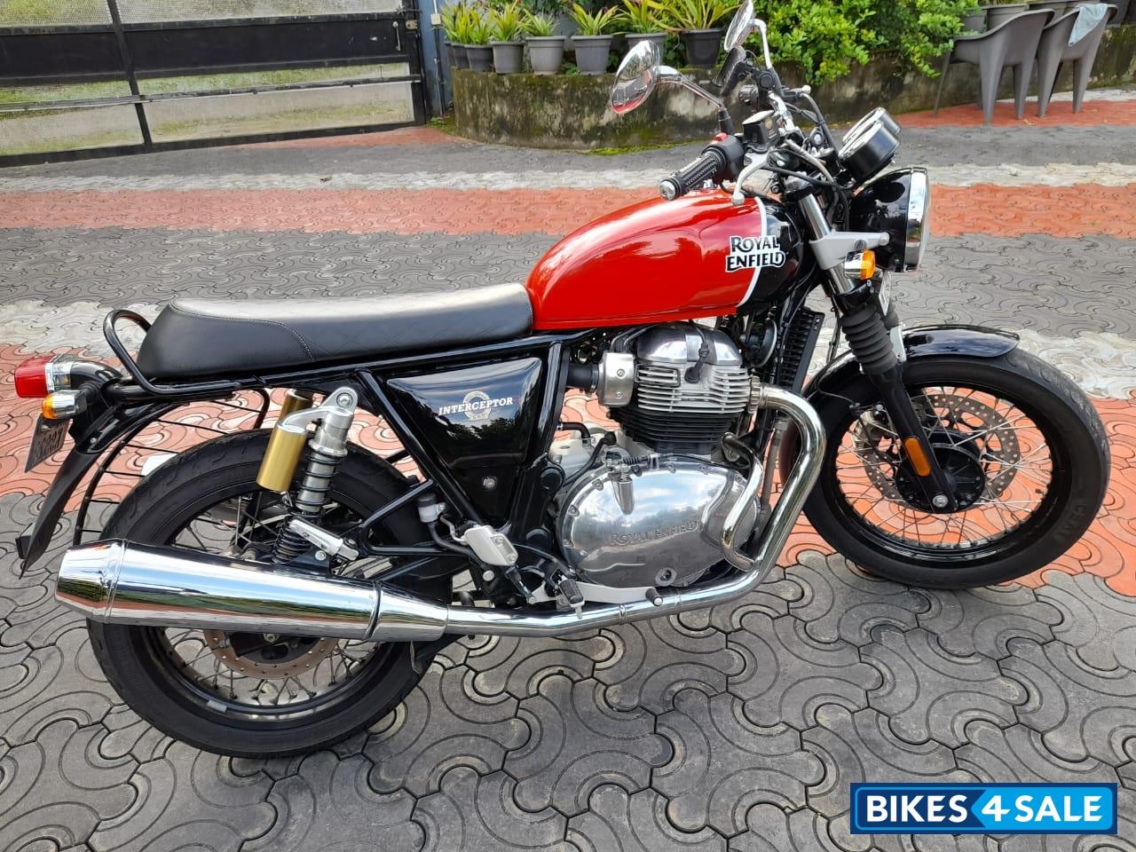 Rav Red & Black Royal Enfield Interceptor 650 Twin