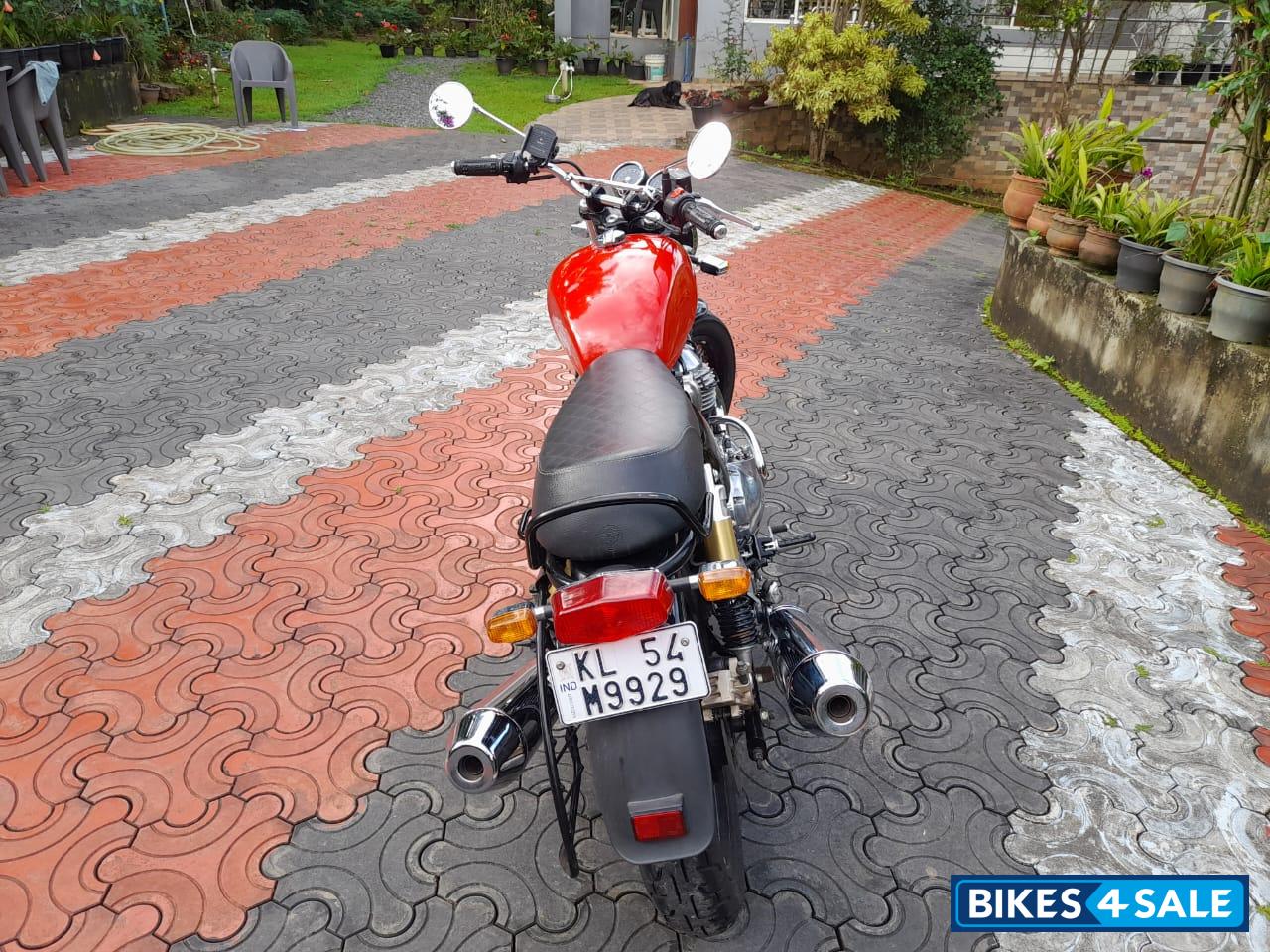 Rav Red & Black Royal Enfield Interceptor 650 Twin