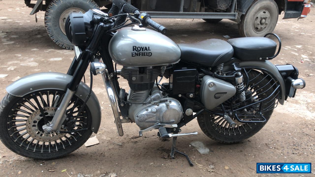 Royal Enfield Classic Gunmetal Grey