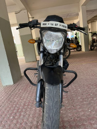 Black Yamaha FZ16