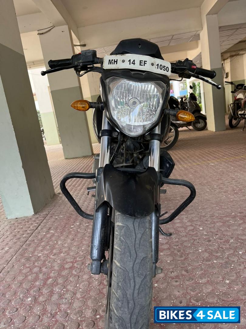 Black Yamaha FZ16