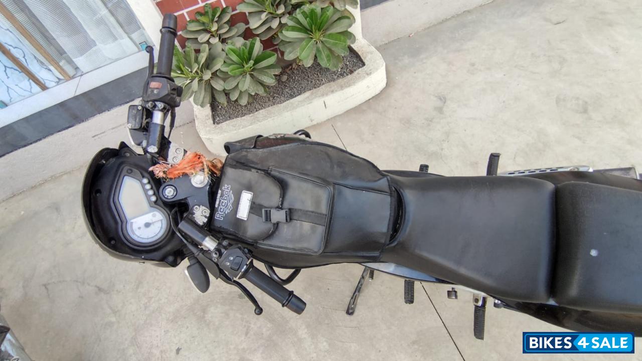 Black Bajaj Pulsar 180 DTSi