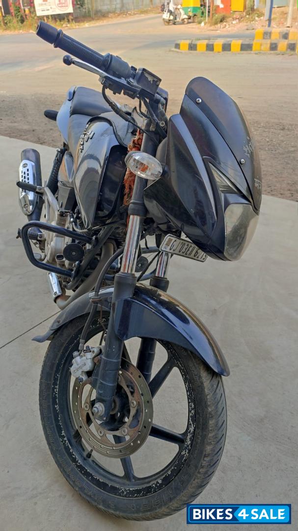 Black Bajaj Pulsar 180 DTSi
