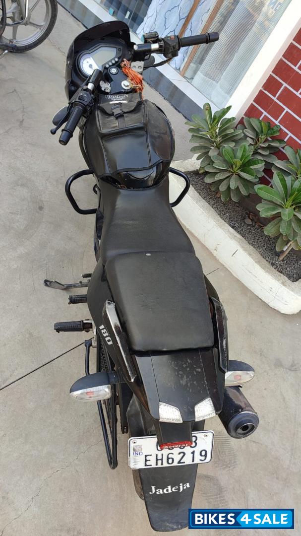 Black Bajaj Pulsar 180 DTSi