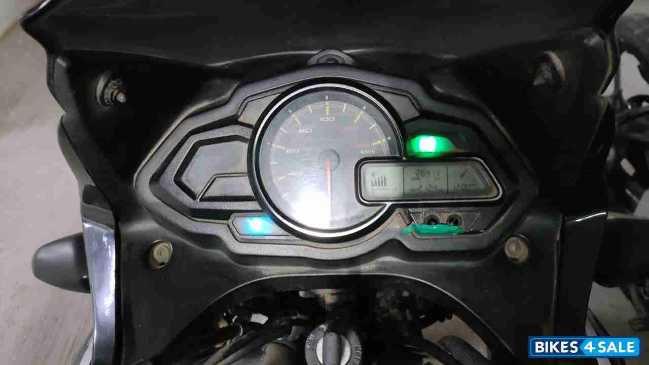Bajaj Discover 150 F