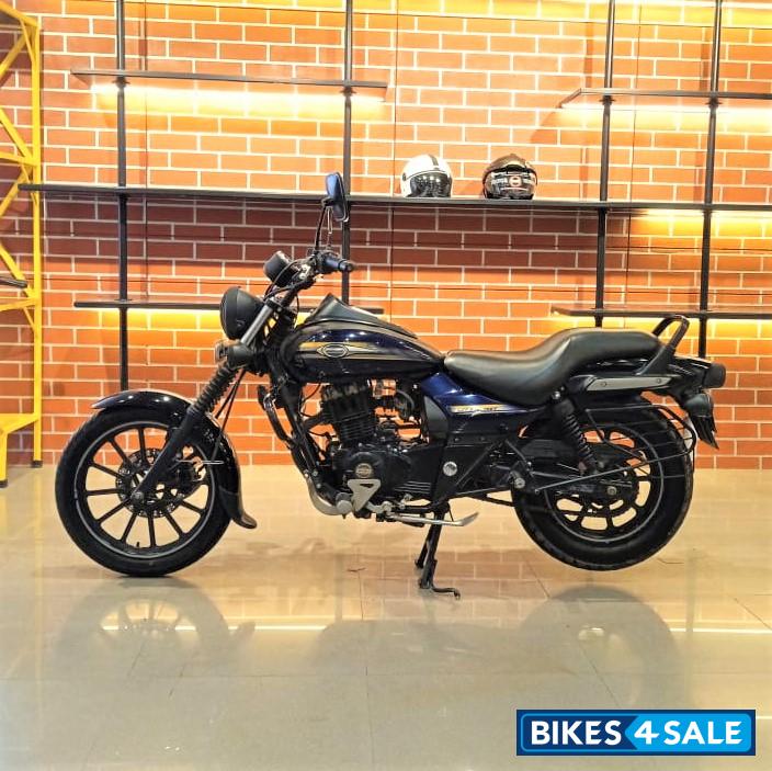 Bajaj Avenger Street 160