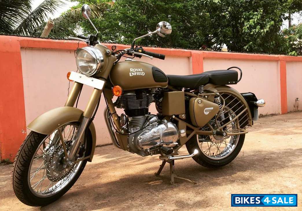 Royal Enfield Classic Desert Storm