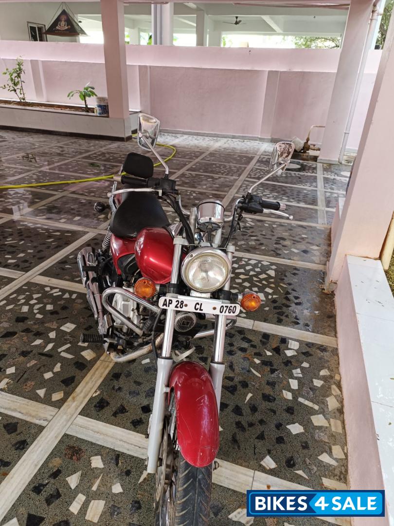 Bajaj Avenger 220 DTS-i