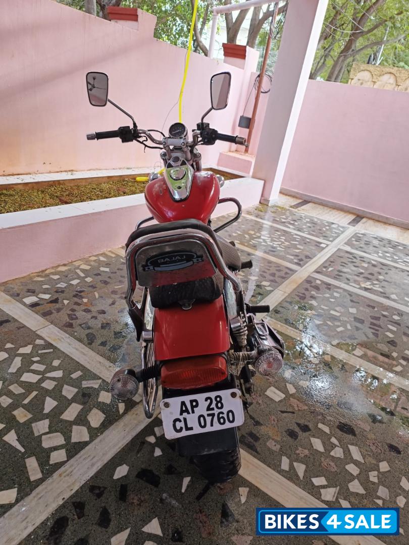 Bajaj Avenger 220 DTS-i