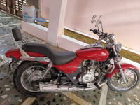 Bajaj Avenger 220 DTS-i