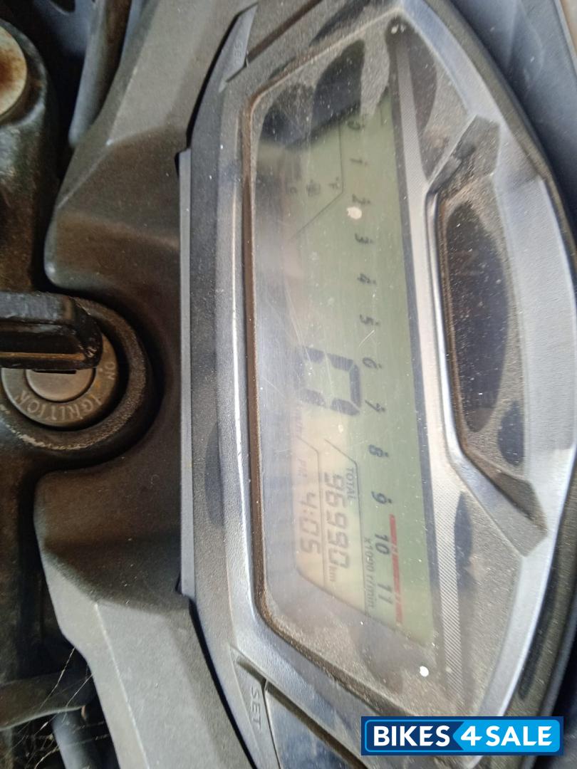 Grey Honda CB Hornet 160R