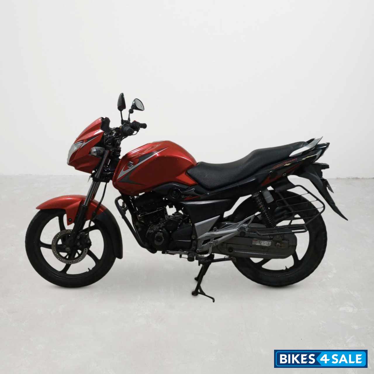 Suzuki GS 150R