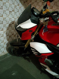 Mahindra Mojo UT 300