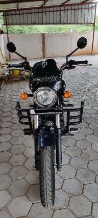 Royal Enfield Meteor 350 Stellar