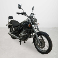 Bajaj Avenger Street 220