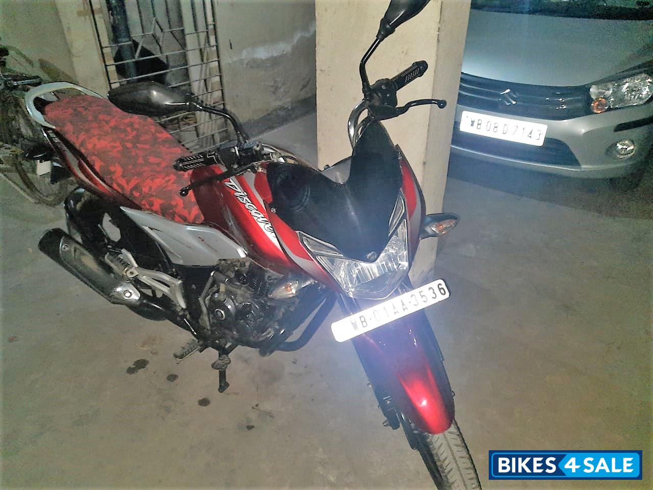 Bajaj Discover 125 ST