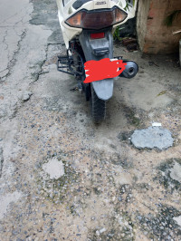 White Hero Karizma ZMR