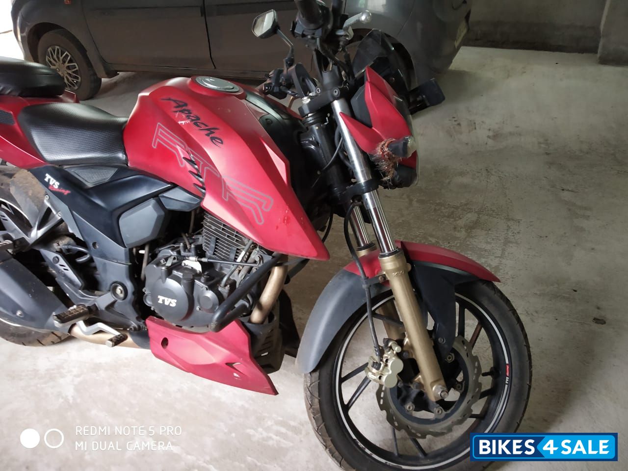 Red TVS Apache RTR 200 4V