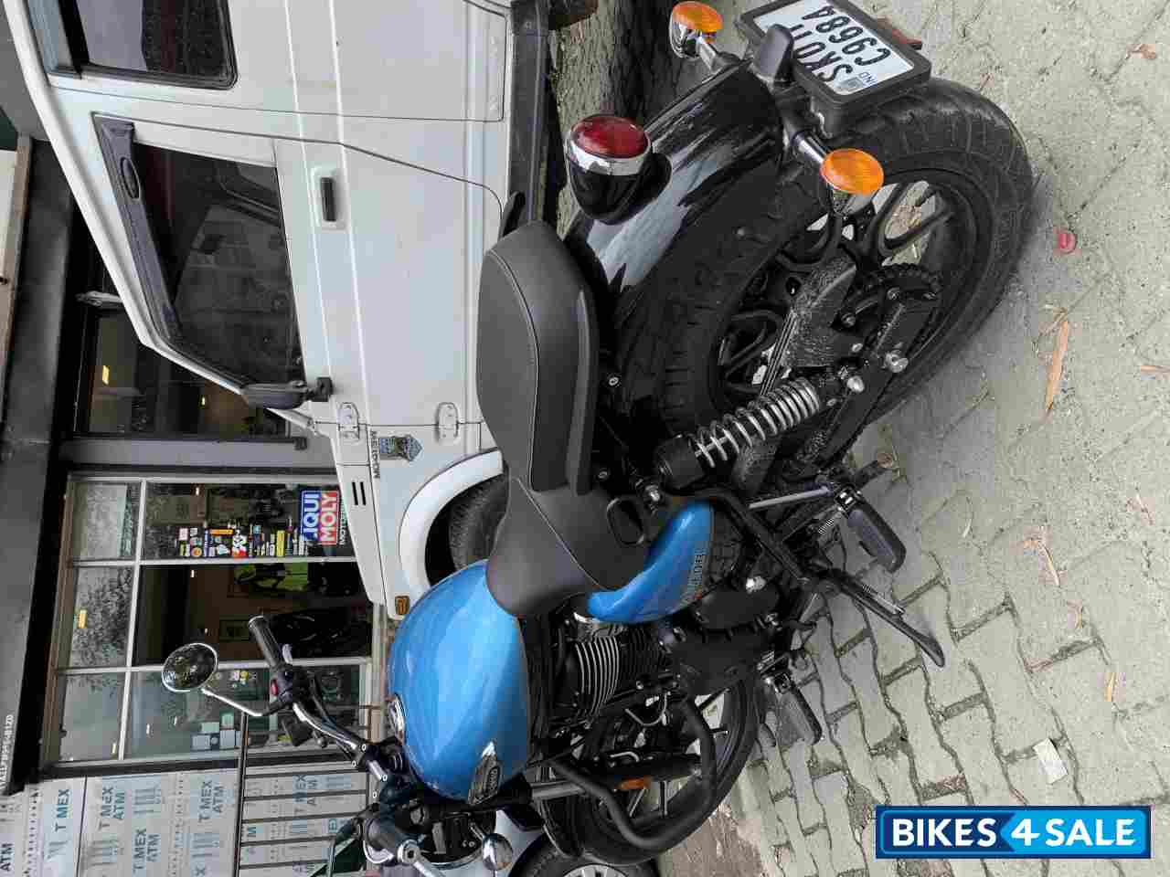 Royal Enfield Meteor 350 Supernova