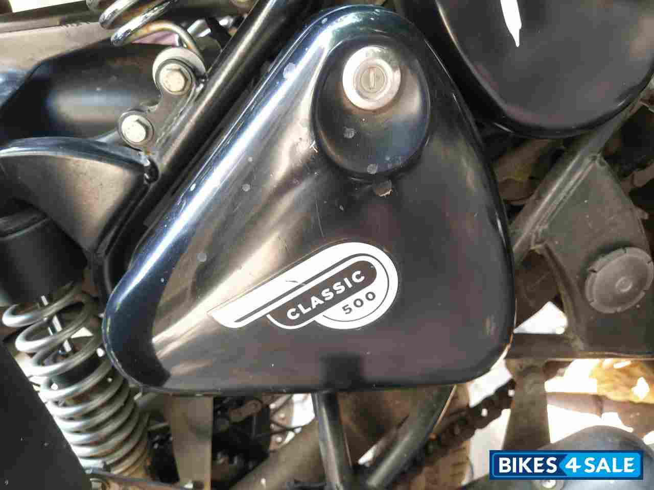 Black Stilth Royal Enfield Classic 500