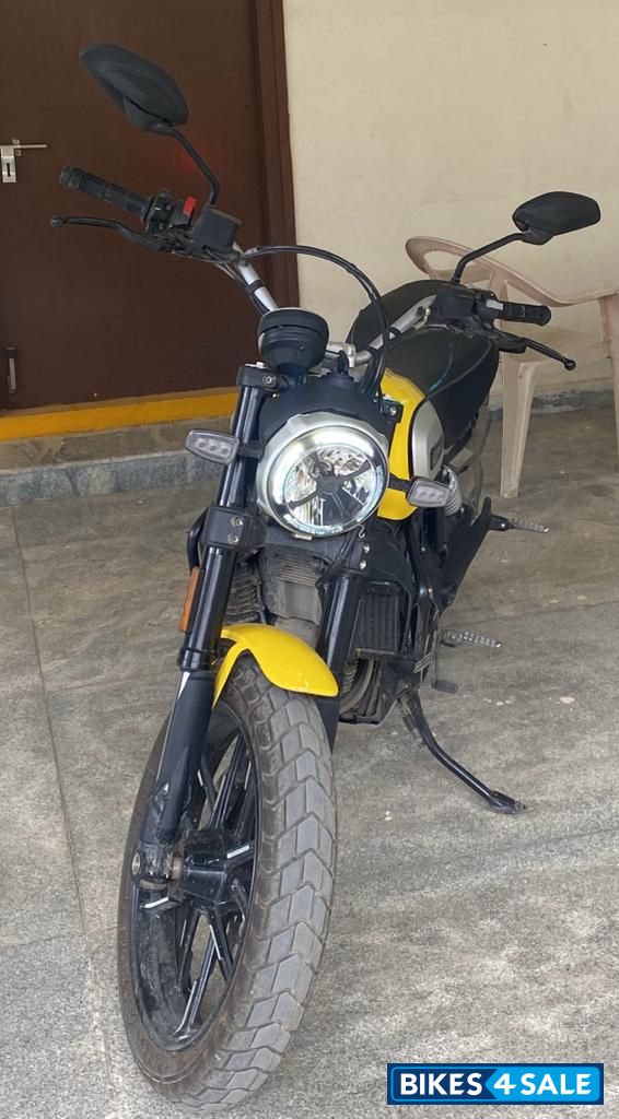 Yellow Ducati Scrambler Icon