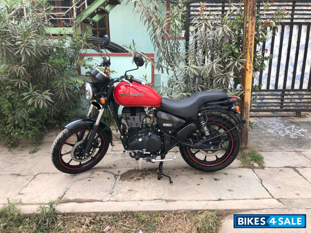 Red And Black Royal Enfield Thunderbird X 350
