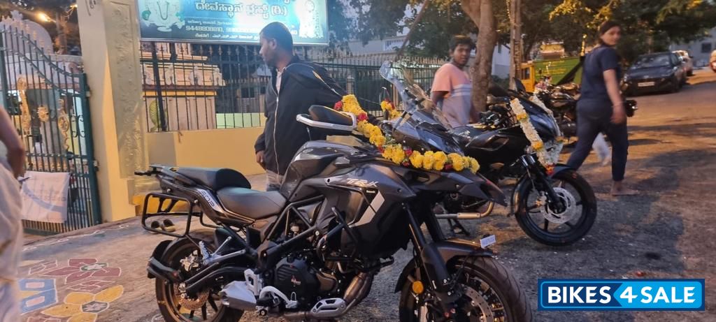 Grey Benelli TRK 502 BS6