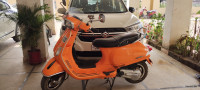 Orange Vespa SXL 150 FL 20