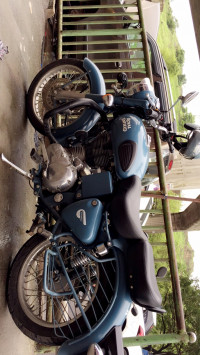 Royal Enfield Classic Squadron Blue 2017 Model