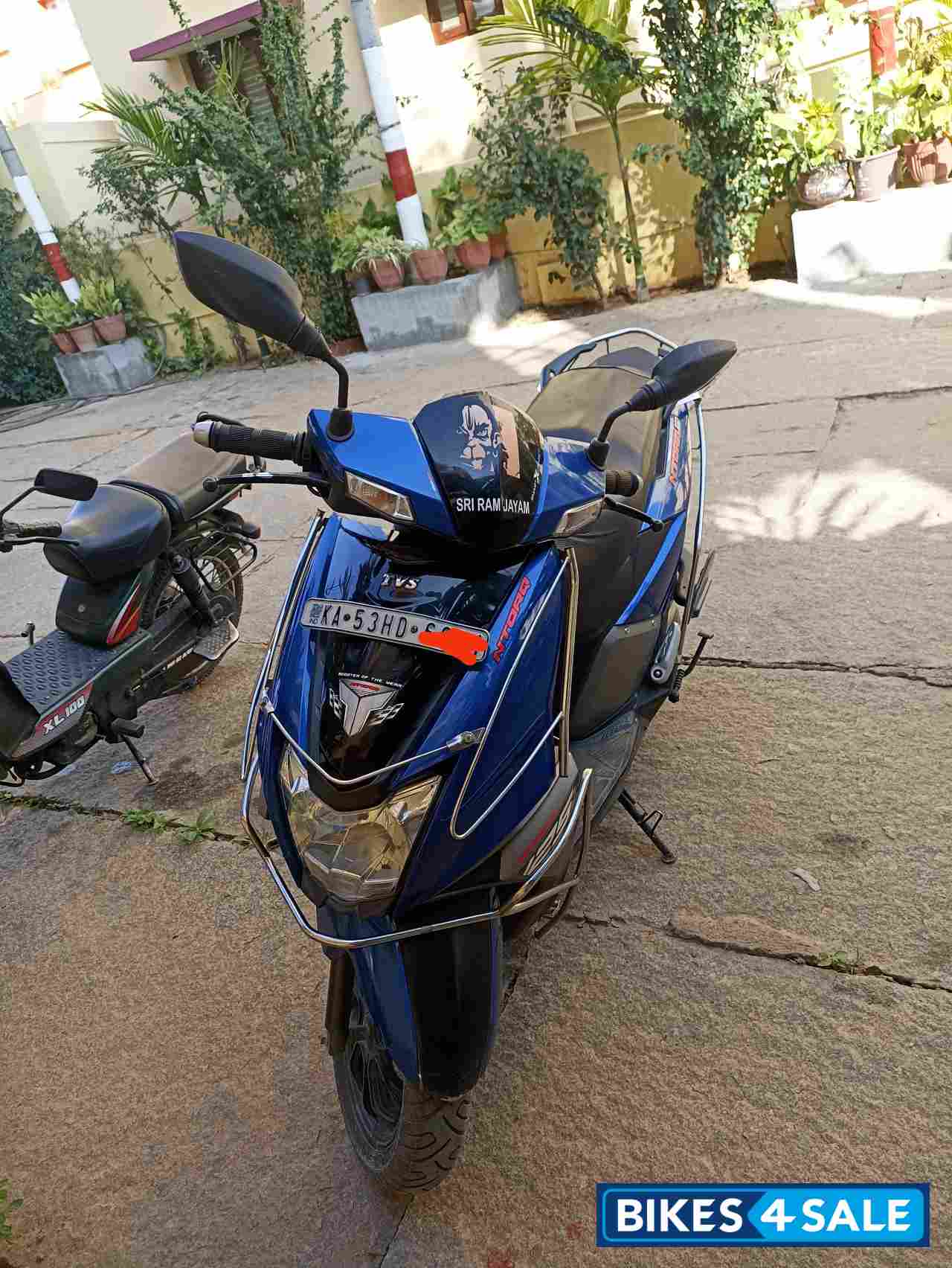 Metalic Blue TVS NTORQ 125