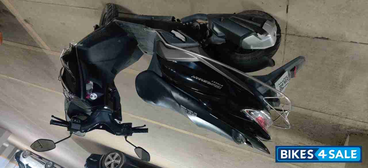 Suzuki Burgman Street