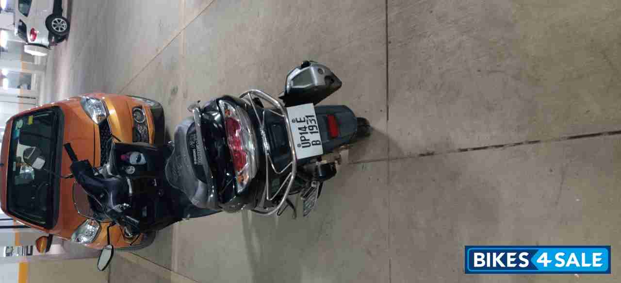 Suzuki Burgman Street Suzuki Burgman Street