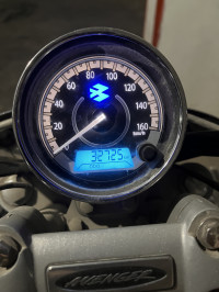 Black Bajaj Avenger Cruise 220