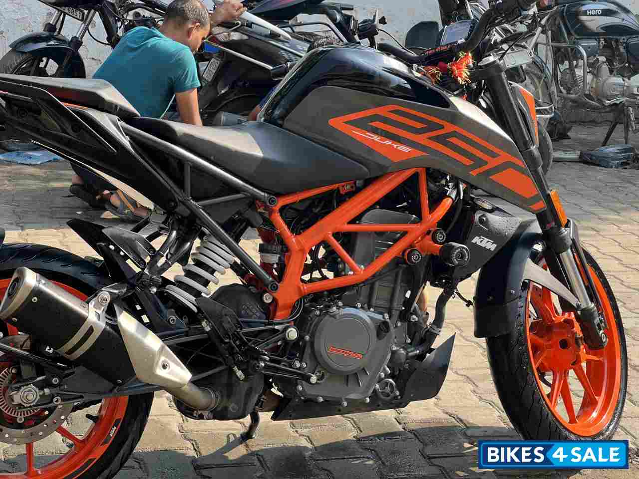 Dark Galvano KTM Duke 250 Dark Galvano KTM Duke 250