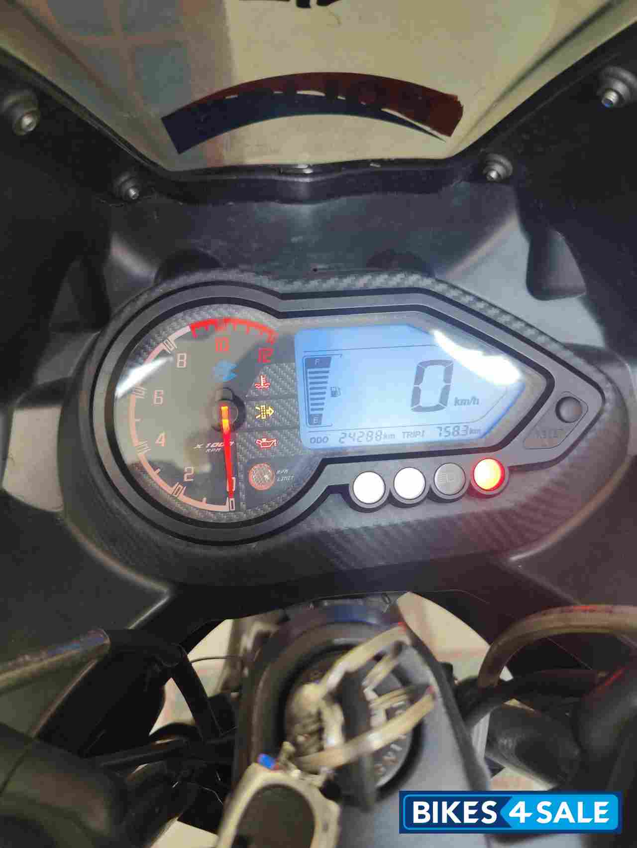 Blue And Black Bajaj Pulsar 220F