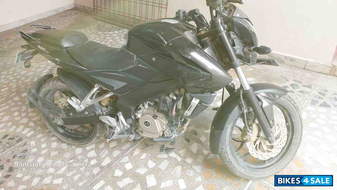 Bajaj Pulsar 200 NS