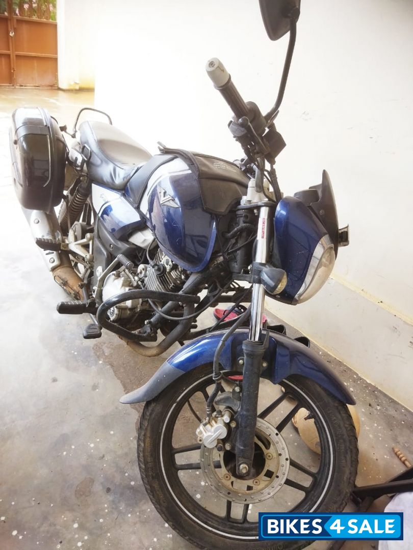 Blue Bajaj V15