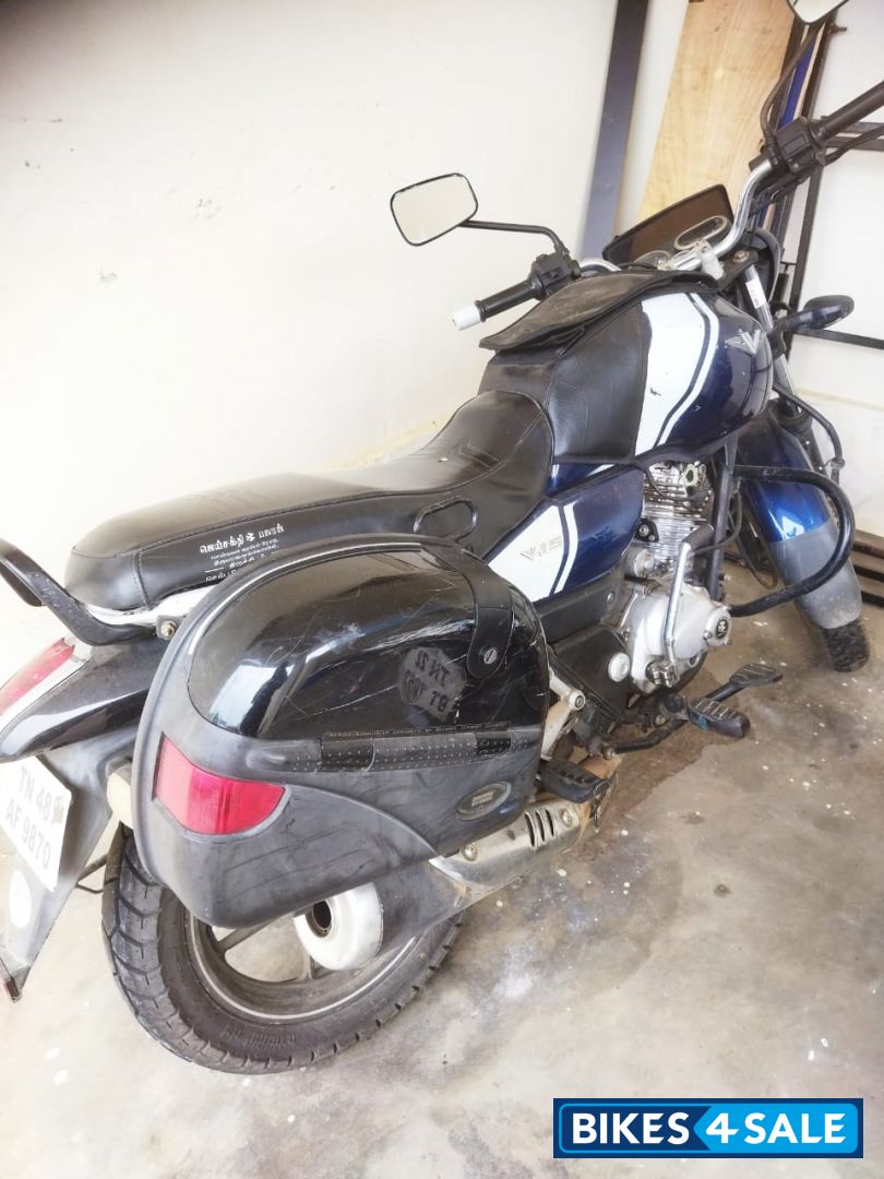 Blue Bajaj V15