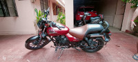 Red Bajaj Avenger 180 DTS-i