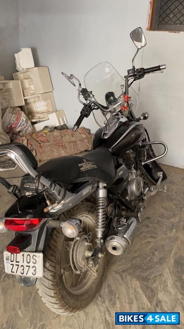 Bajaj Avenger Cruise 220 BS6