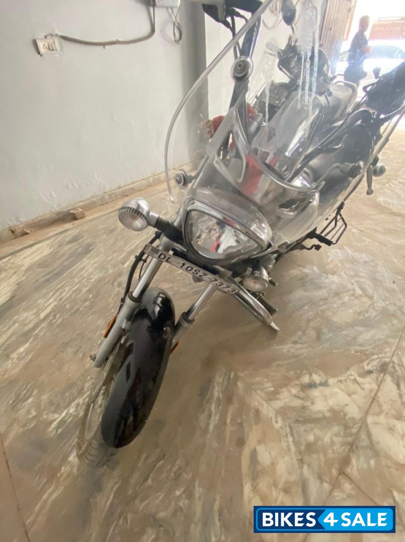 Bajaj Avenger Cruise 220 BS6