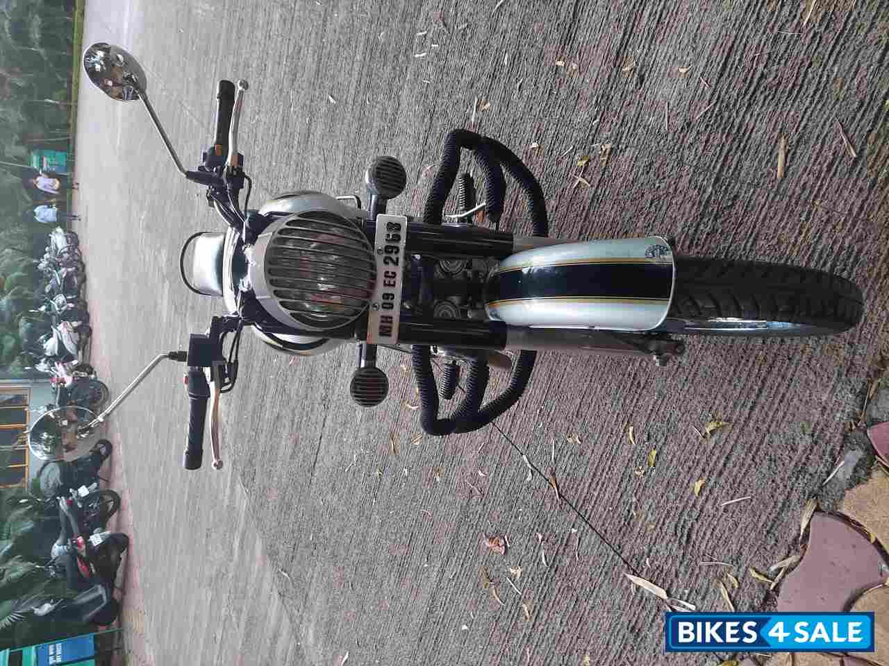 Silver Royal Enfield Classic 500