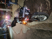 Pearl Metallic White Bajaj Pulsar RS 200 BS6