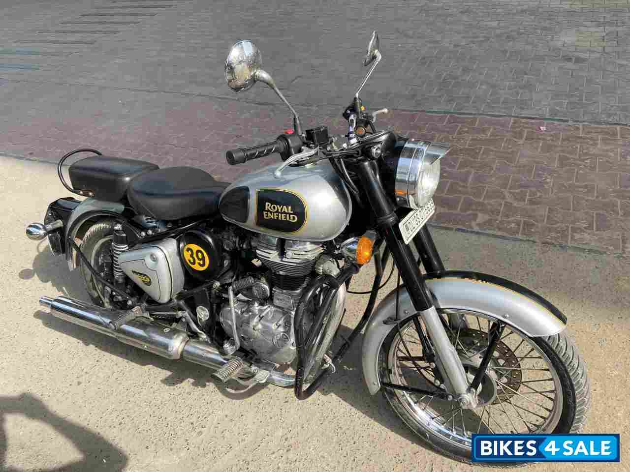 Royal Enfield Classic 500