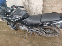 Bajaj Pulsar 220F
