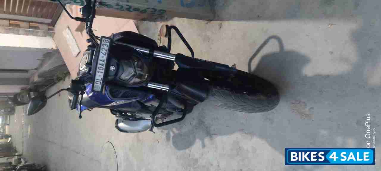 Blue Yamaha FZ-S FI V3 Blue Yamaha FZ-S FI V3
