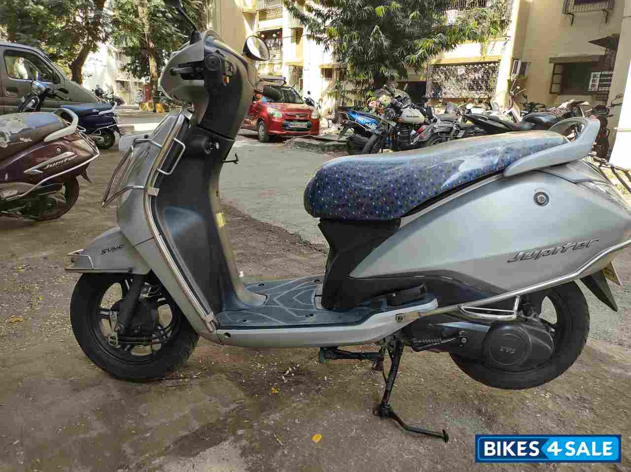 Silver Grey TVS Jupiter ZX