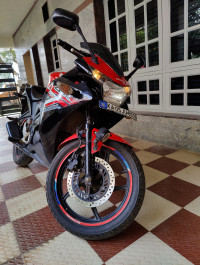 Honda CBR 150R 2016 Model